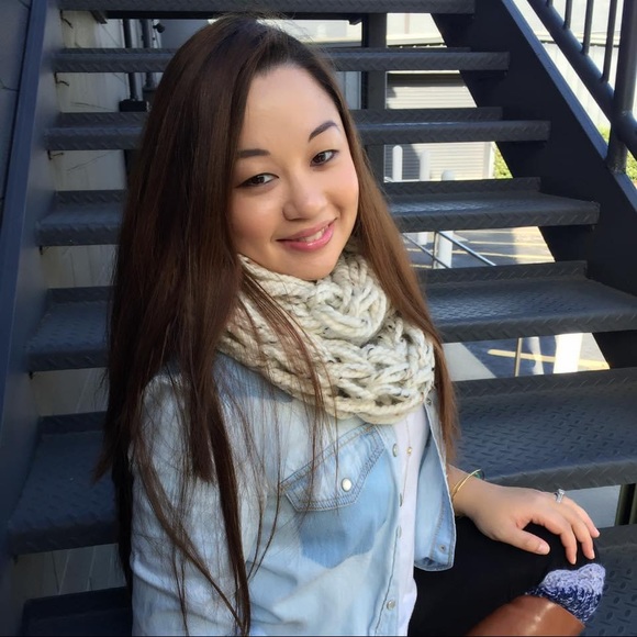 Meet your Posher, Larnna - Picture 1 of 1